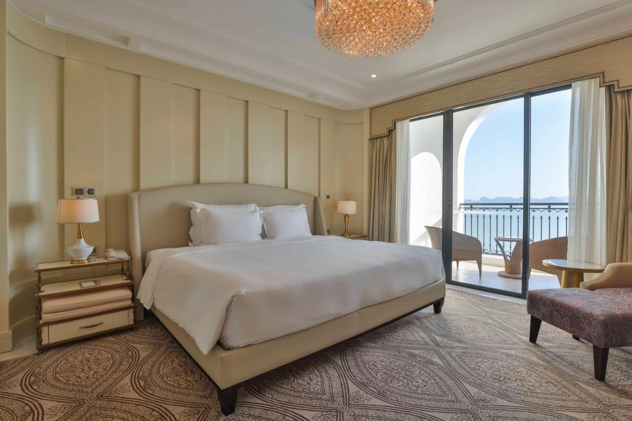 Vinpearl Resort & Spa Ha Long Exteriör bild