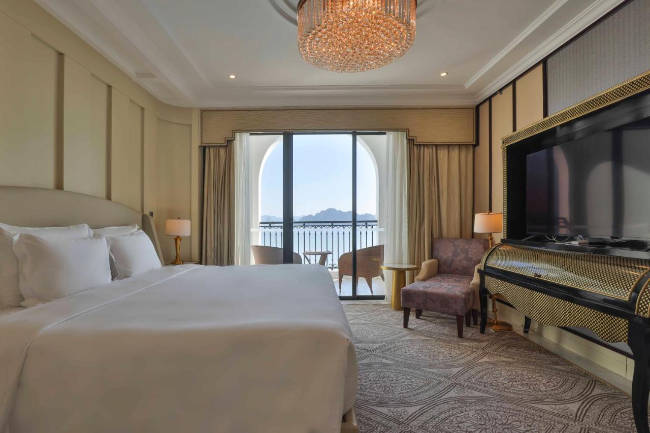 Vinpearl Resort & Spa Ha Long Exteriör bild